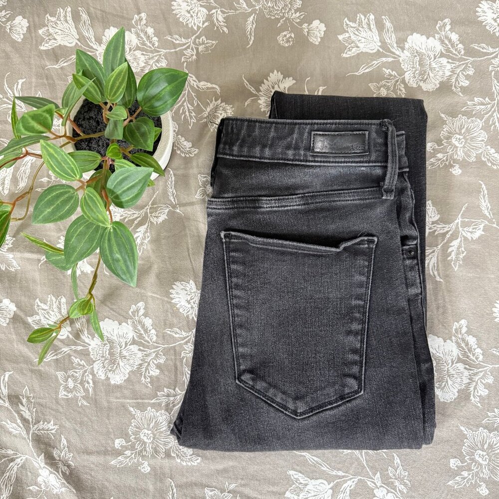 Abercrombie • High-Rise Distressed Skinny Jean